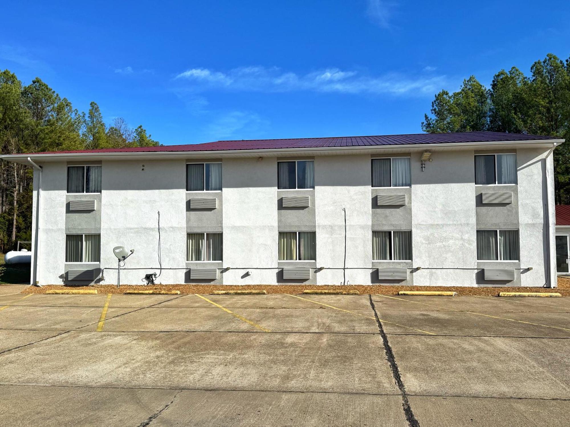 Lake Tree Inn & Suites Marion Buitenkant foto