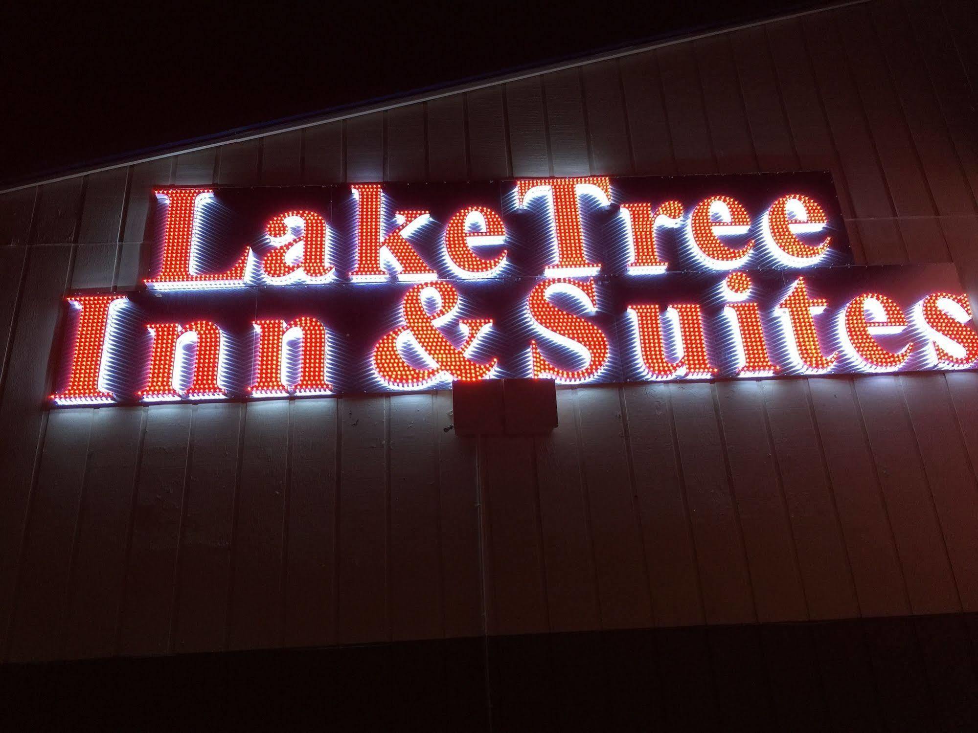 Lake Tree Inn & Suites Marion Buitenkant foto